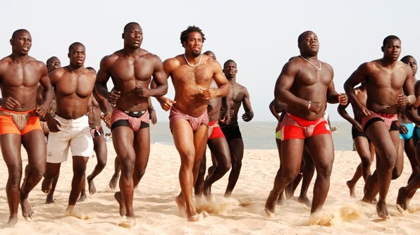 creamgetdamoney2:  Dhani Jones*NEW* Blog. Follow me: http://creamgetdamoney2.tumblr.com/