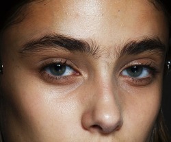 isteiro:  backstage at Christopher Kane S/S