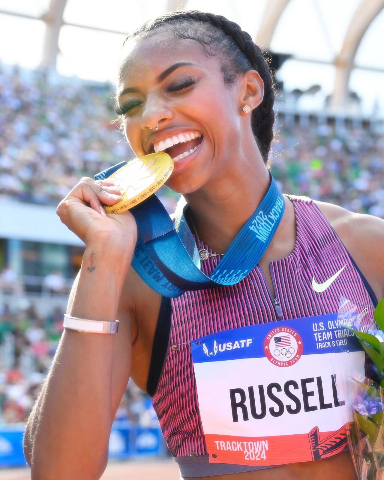 TRACK AND FIELD IMAGE