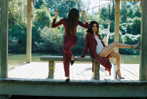 s1eepytimetea:lmjupdates:Lauren and Lucy Vives photographed by Nicole Cartolano@yassmines