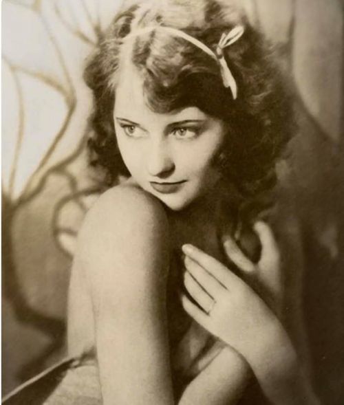 Barbara Stanwyckhttps://painted-face.com/ adult photos