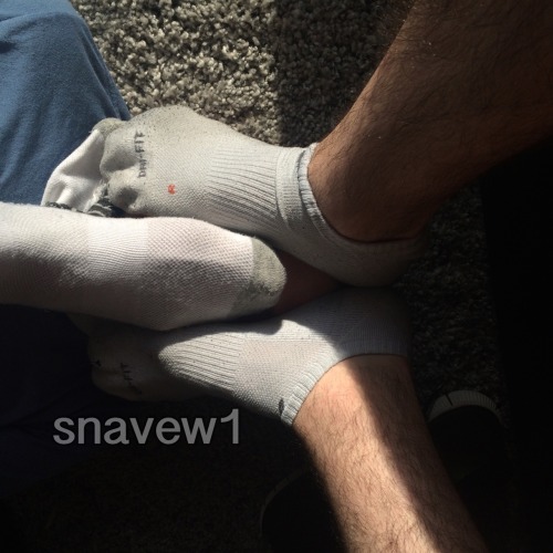 snavew1:  The rest of the pix from my vacation session with @psu5013 from Instagram. He has hot size 11s in the Nike Crew socks. The other guy, who is nameless, rocked Nike no shows and wore a size 13. It was hot as fuck, but the version 2.0  session