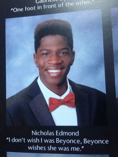 Sex fiftyshadesofugly:  We just got our yearbooks pictures