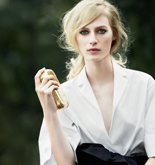 PHOTOGRAPHER: DAVID ARMSTRONG MODEL: JULIA NOBIS STYLING: CAMILLA NICKERSON HAIR: JIMMY PAUL MAKE UP