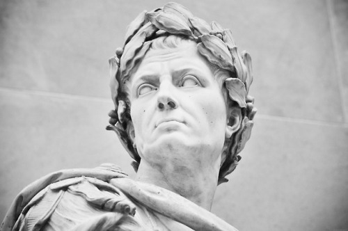 emmahyphenjane:419-421: Julius Ceasar by Nicolas Coustou, Details - Musée du Louvre, Paris