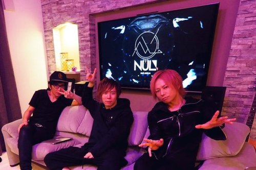 devilish-hizumi