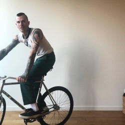 olddirtytshirt:  might try riding it outside