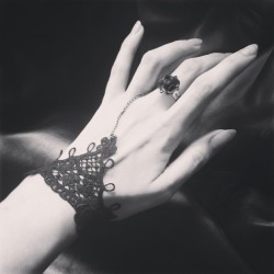 lilithfate:  #hand #me #goth #gothic #lilithfate