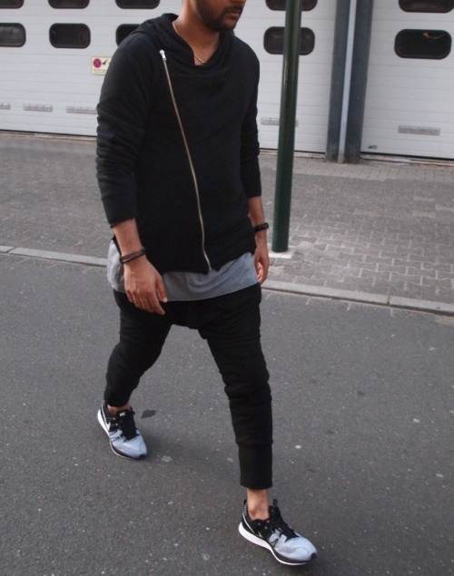 jeylow:  I’m better in black. Instagram: mrjeylow 