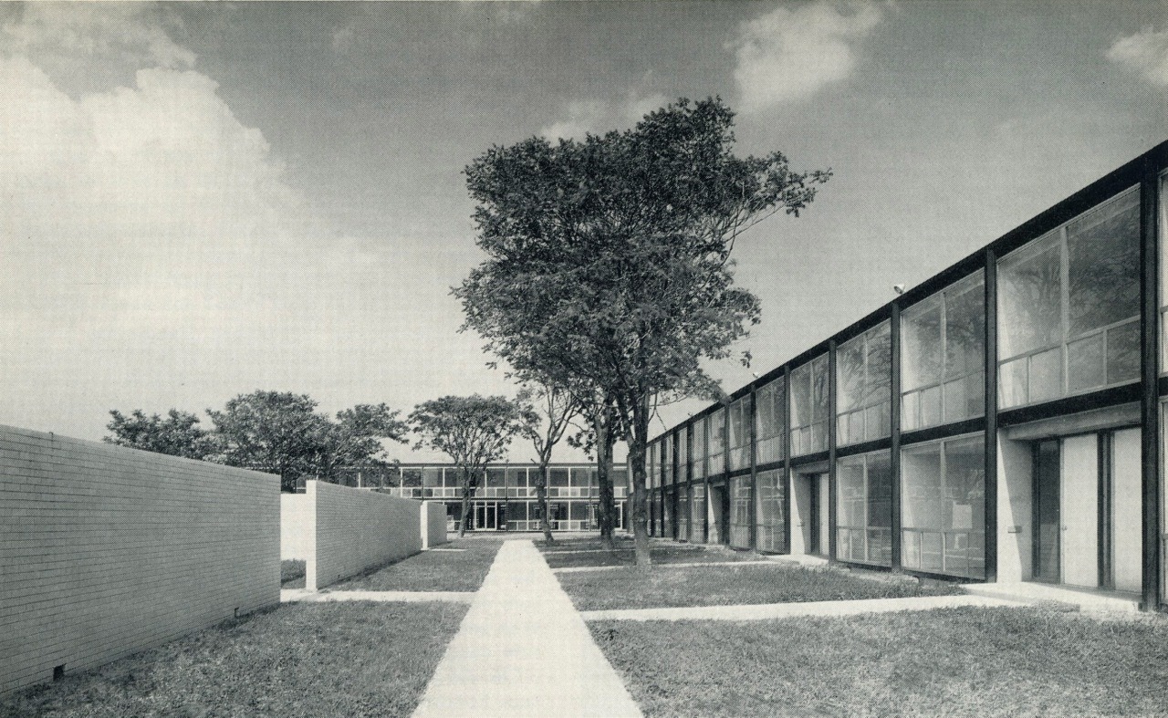 shari-vari:  Mies van der Rohe, Lafayette Park Housing Project, Detroit (1959)  