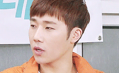 chandoo:  myungsoo doesn’t talk because he doesn’t need to? 