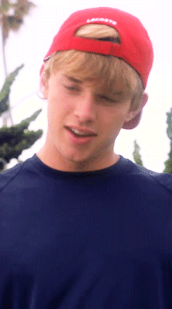 famousmeat:  Chandler Massey bulges in sweatpants