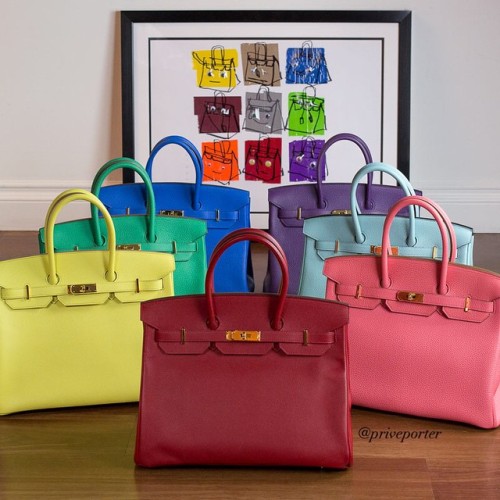 More #birkins than #hermes at Privé Porter! #eatyourheartout For price and purchase inquiries only, 