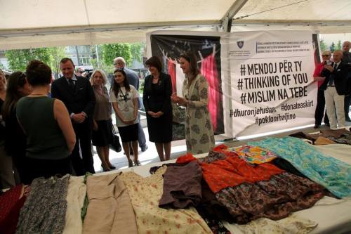 ilirpelasgian: nyctogbg: Thousands of women’s dresses collected then hung across the field of 