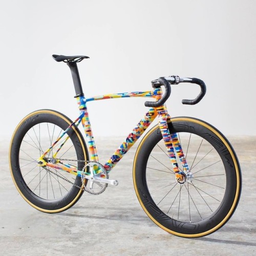 volitioncycling: The colorful Allez Sprint track bike for the Specialized / Rocket Espresso Team has