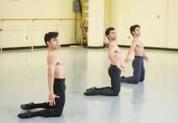 lovelyballetandmore:  Identical triplets