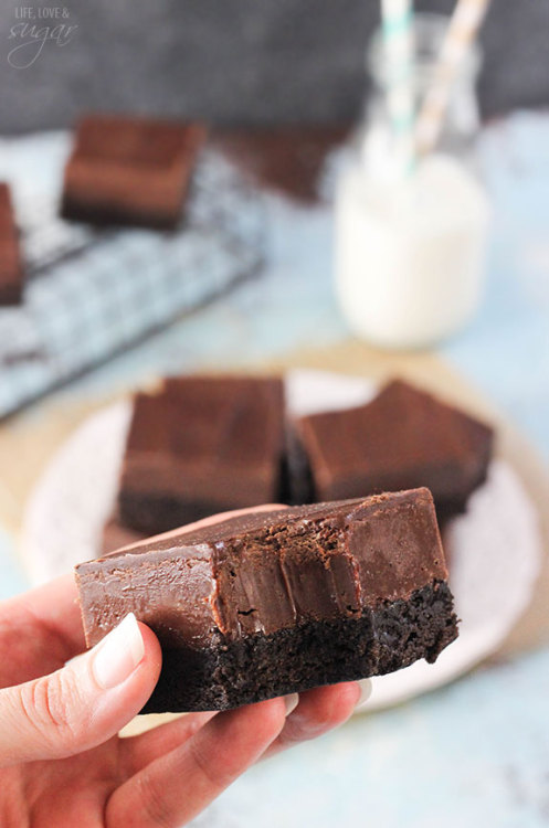 sweetoothgirl:    Nutella Fudge Brownies    