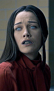 THE HAUNTING OF HILL HOUSE WARDROBE APPRECIATION ↳ Nell Crain