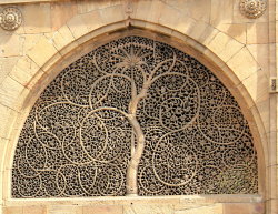    The Sidi Saiyyed Mosque, built in 1573, is one of the most famous mosques of Ahmedabad. 