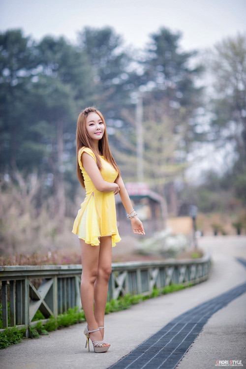 Cute Koran fashion model Lee Da Hee. porn pictures