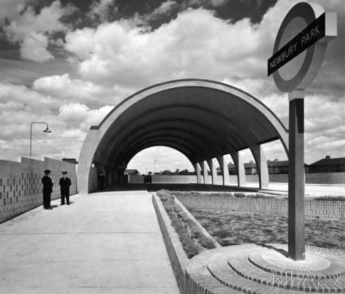 modernism-in-metroland: Bus station, Newbury Park, Redbridge (1947) by Oliver Hill Image from RIBApi