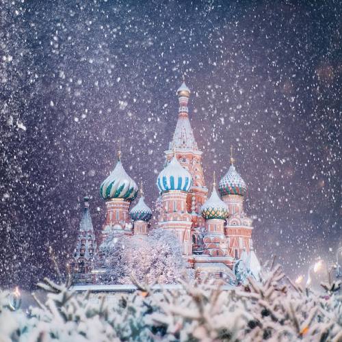 archatlas:Moscow in WinterKristina Makeeva is a photographer from Moscow. For her the best time to v