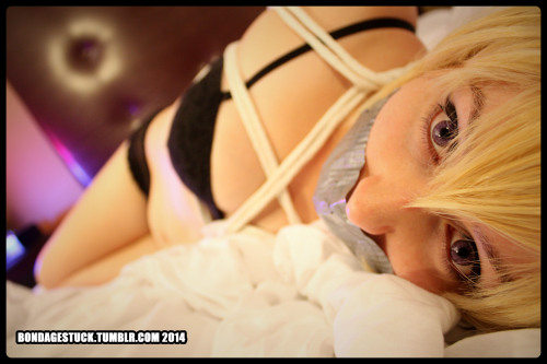 bondagestuck: Rose Lalonde Solo Shoot Pt 2  Roxy: Ragnarok The KrakenLighting: J.FresnelRopework:Ye