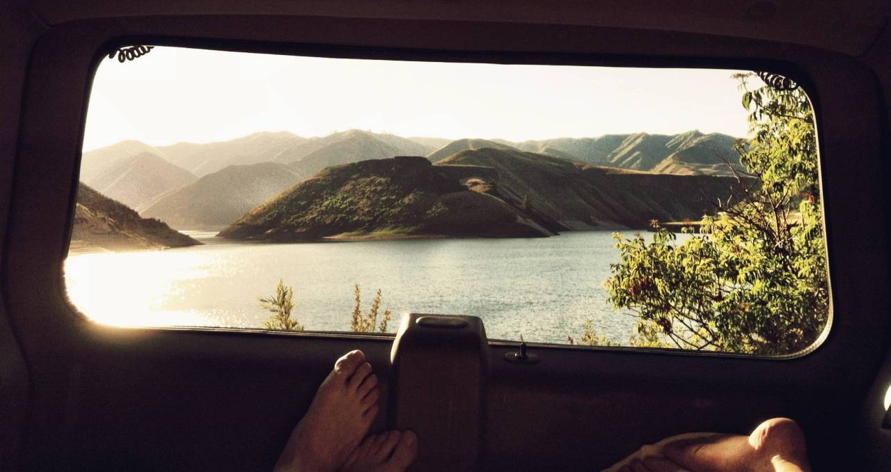 fv-xk:  stunningpicture:  Waking up in my car on the 5th of July with my girlfriend.