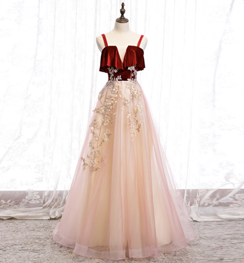 promdress-lovedress: (via Cute tulle lace long prom dress evening dress from Little Cute)