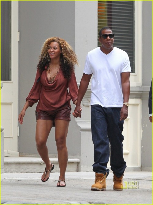 Sex fuckyeahveganlife:  jay z and beyonce. vegan. pictures