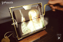 gracefulmesses:  viewovermerryton:  karenhurley:  Giphoscope: The awesome customisable analog gif player!  Excerpts are taken from an iPhone video.   I want one! Via  OH MY GOD  HOLY CRAP THIS IS SO BRILLIANT