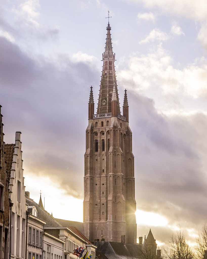 breathtakingdestinations:  Church of our Lady - Bruges - Belgium (von aurelian2012)