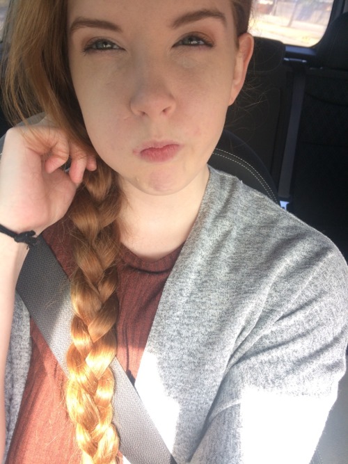 napbabe: Hey I haven’t posted on this blog in months so here’s some oldish selfies