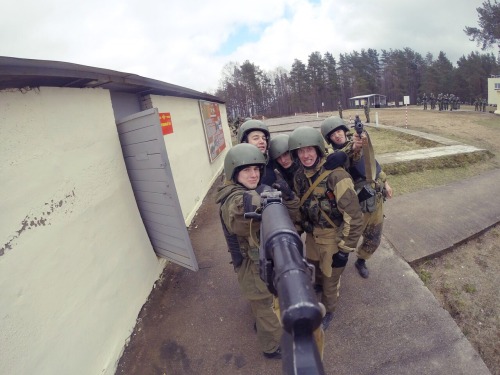 “Kalashnikov” selfie-stick