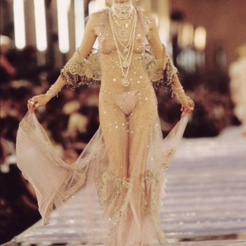 palmvaults:Christian Dior Fall 1999 Couture Fashion Show - Alexandra Egorova