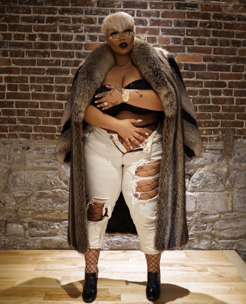 bellabeatface:  black-able:  royalpineapplejunky:  5'11 😻❣️  Yassss   my new