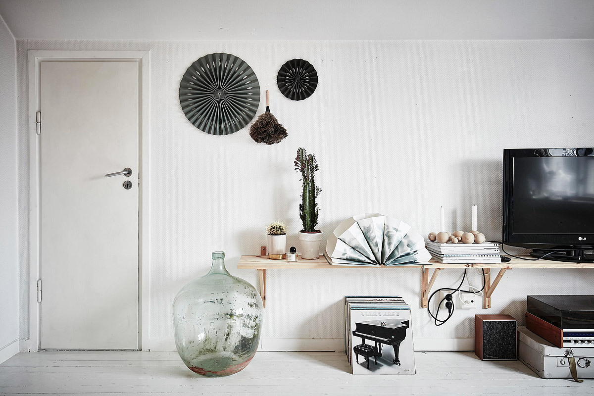 gravityhome: Scandinavian apartment   Follow Gravity Home: Blog - Instagram - Pinterest