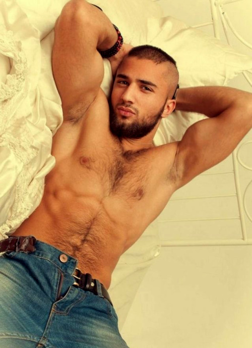 rotoho:  come hithuh….NOW 