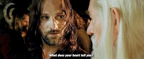 tlotrgifs:Yes. yes, he’s alive…