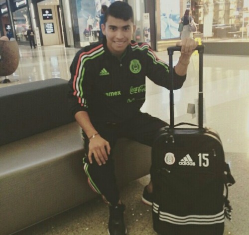 futmx:  Futbolista Mexicano Orbelin Pineda Chivas #futbol #mexico #chivas #futbolistaMX FutbolistaMX.tumblr.com