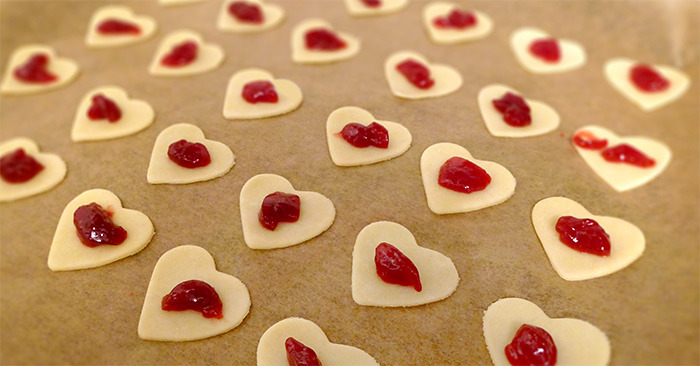 Süße Herz-Plätzchen zum Valentinstag Manchmal mag... - M.MITSCH