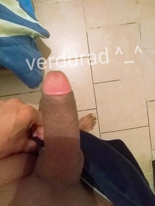 verdurad:  pack de romario ❤️  su video: https://www.xvideos.com/video35340075/romario_masturbandose