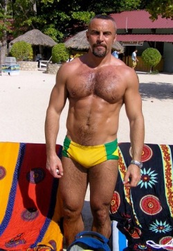 Follow my two hairy men blogs:http://sambrcln.tumblr.comhttp://hairysex.tumblr.com