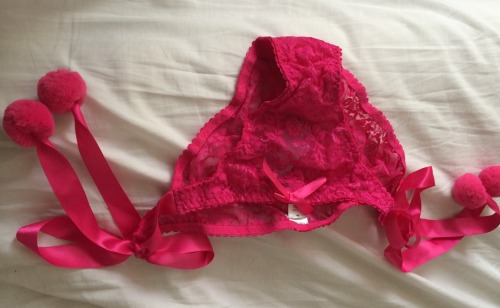 Porn photo plikespanties:  plikespanties:  Bright Pink