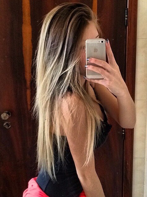 •••