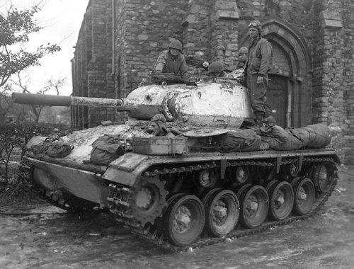 American Tanks and American Generals Part I: World War IIfrom top to bottomM3 and M5 Stuart (1941-19