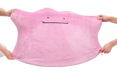 zombiemiki:A huge size Ditto plush will go on sale exclusively through the JP Pokemon Center Online 