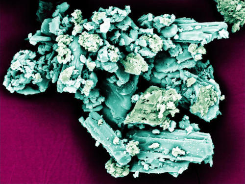 Scanning Electron Micrograph of HeroinA scanning electron microscope (SEM) image of white heroin. He