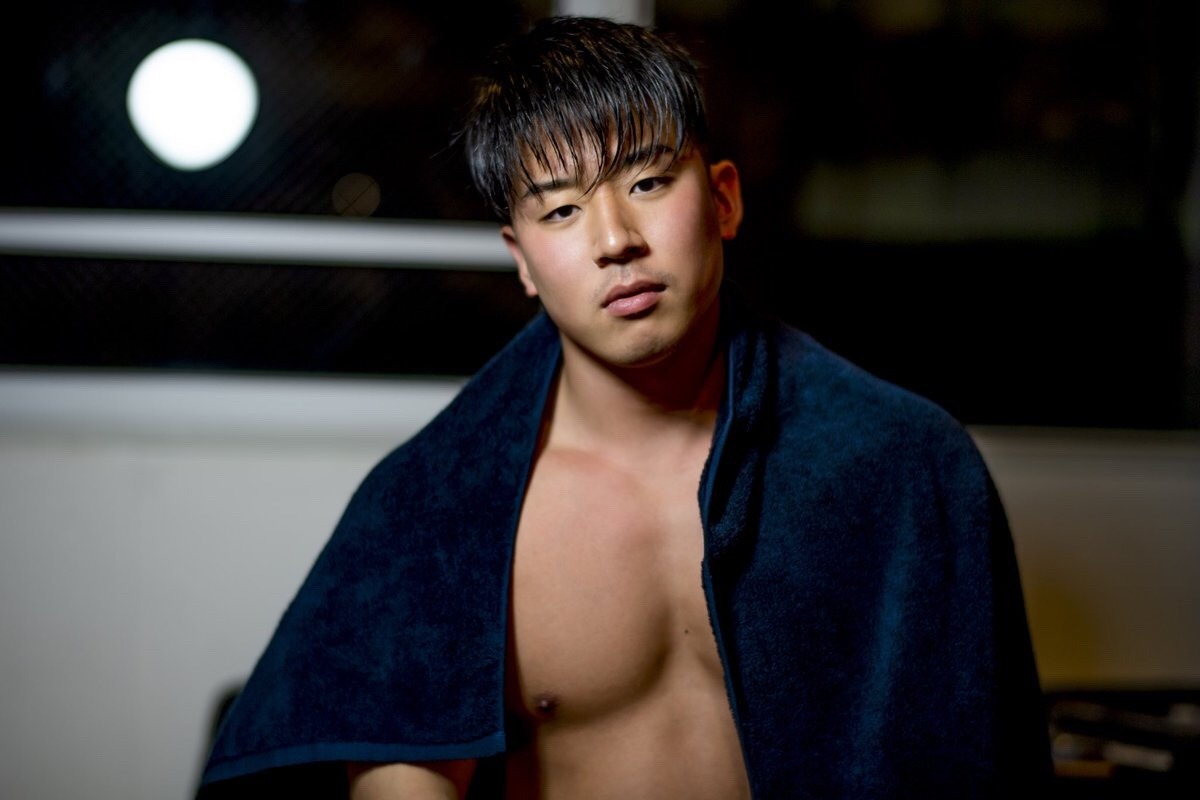 saruisamu:  Like man in towel.