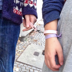 sweetinnocentbabygirl:  daddy-and-his-baby-boo:  baby—-fawn:  tinkerbell-and-pan:  hurtingpearl:  We’re on a little vacation in Prague. It’s a big scary city and I don’t want her to run off and get lost.  These little wrist leashes are so cute!